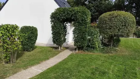 entretien des espaces verts Bécon-les-Granits-1