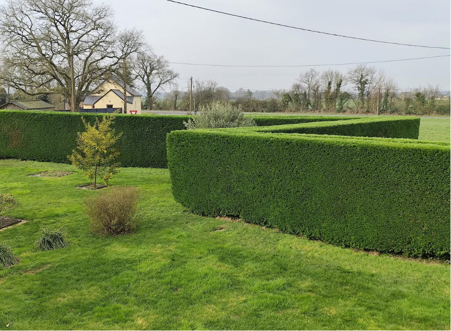 entretien des espaces verts cande