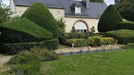 jardinier à Saint-Lambert-la-Potherie - image 3
